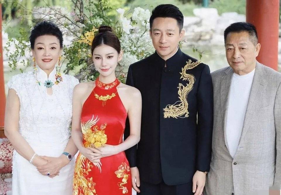皇冠足球平台代理
_网曝S妈与马筱梅聊天记录：老公欠的钱赖着不还吗皇冠足球平台代理
？
