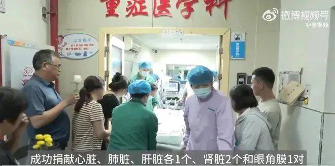 皇冠信用网怎么代理
_年仅22岁！小伙摔倒以为没事皇冠信用网怎么代理
，7天后死亡！出现这些症状千万别忽视→