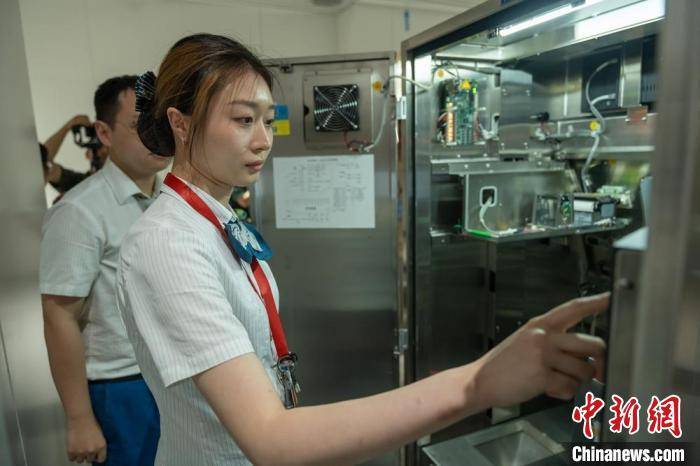 皇冠会员注册
_探秘成都地铁停运后4小时：为何难以24小时运营