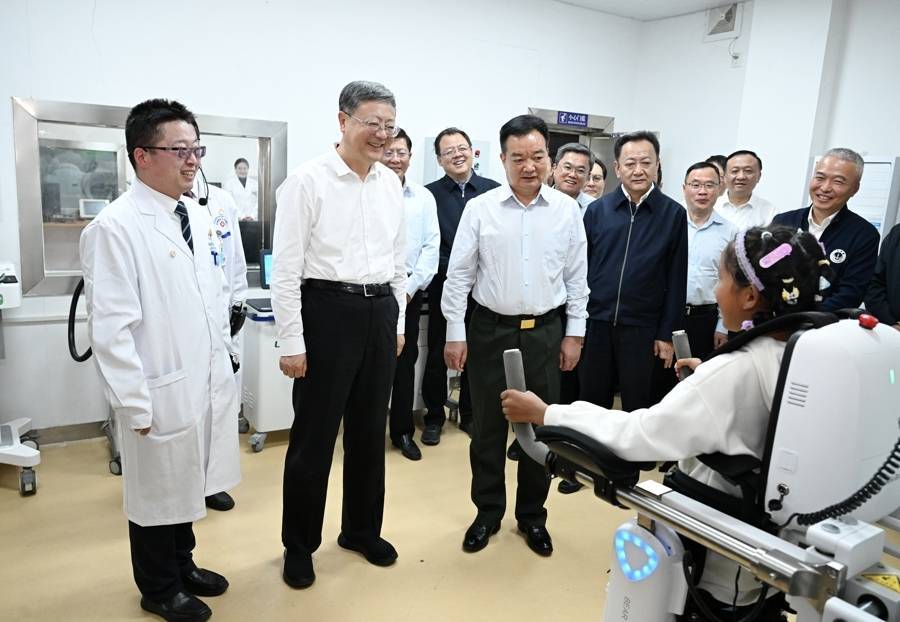 皇冠信用网结算日
_陈吉宁率上海市代表团深入西藏日喀则学习考察皇冠信用网结算日
，推动对口支援各项工作走深走实