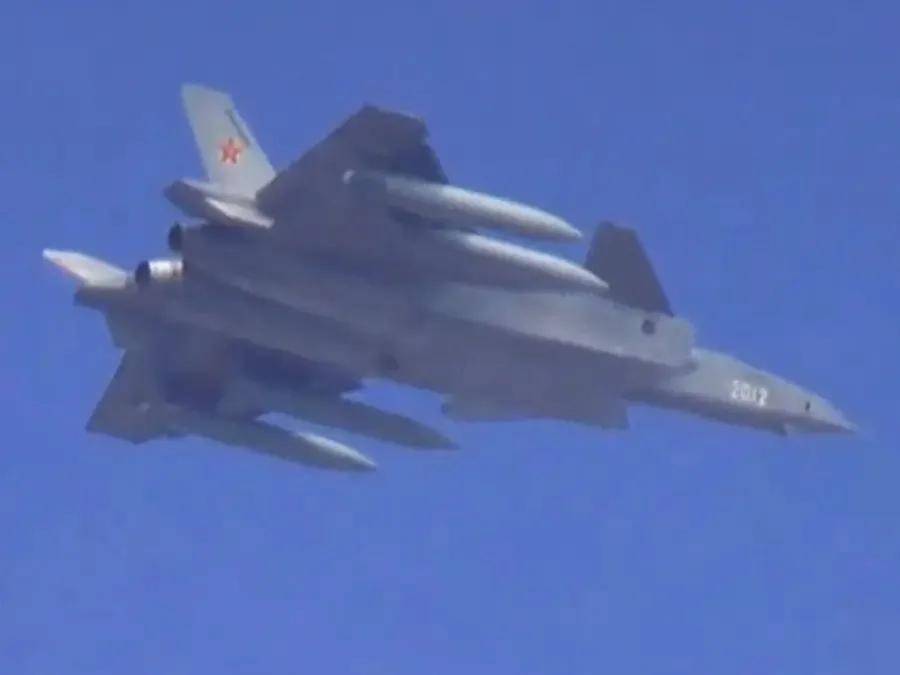 皇冠登1登2登3申请_挂满14枚导弹皇冠登1登2登3申请，狙杀还是屠杀？歼-20野兽模式，预示西太平洋变天