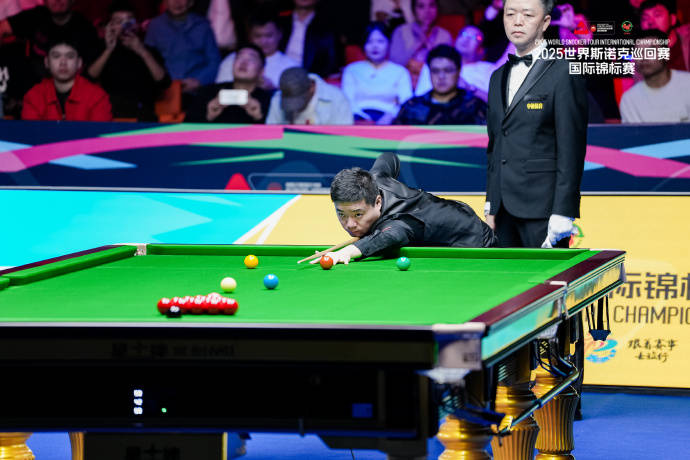 NBA篮球代理
_斯诺克国锦赛丨丁俊晖大发神威6比0横扫对手晋级