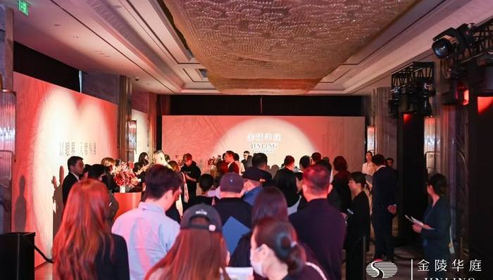 世界杯足球平台开户
_449平方米1.168亿元世界杯足球平台开户
!马来西亚首富郭鹤年之子上海买入自家豪宅