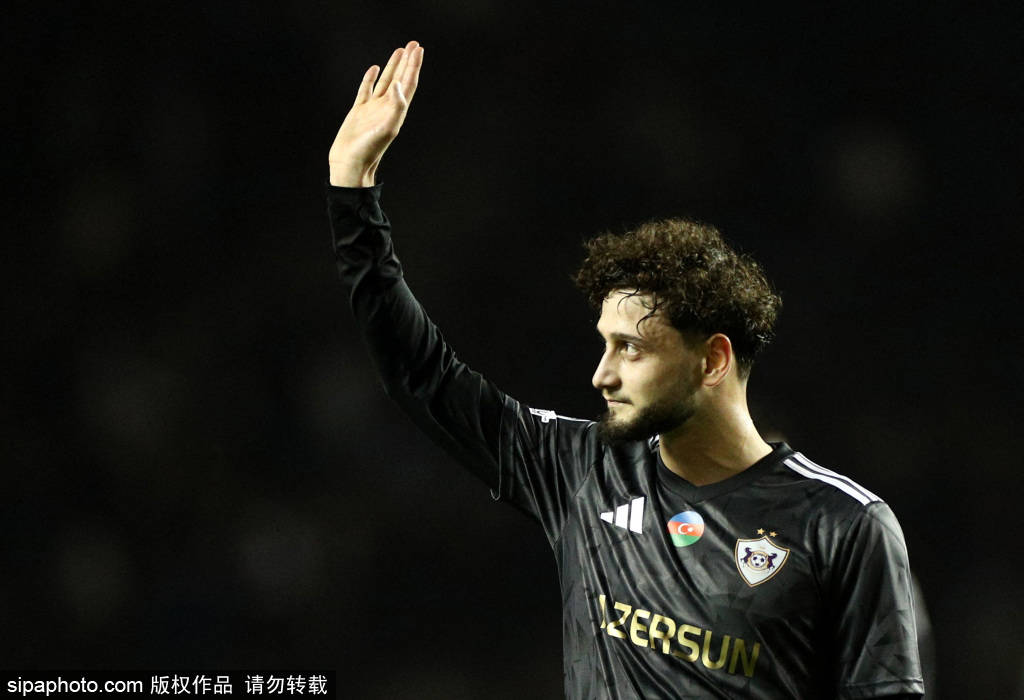 皇冠信用盘APP下载
_越战越勇！21岁加纳乔4620万加盟蓝军皇冠信用盘APP下载
，006后近4场造4球本场9.7分