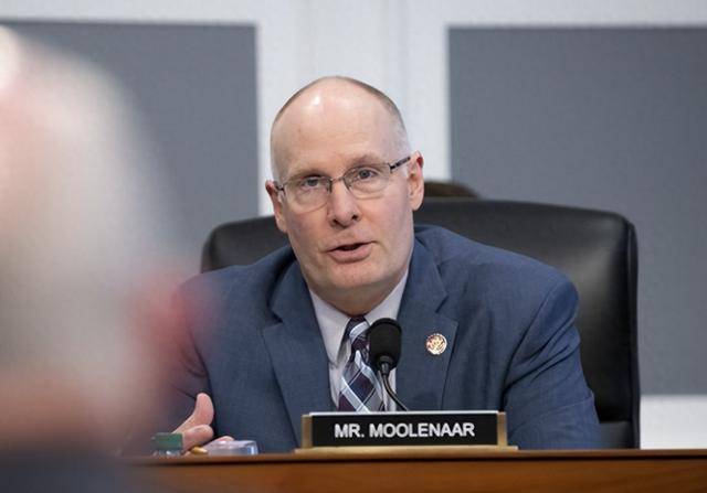 皇冠信用盘代理流程
_美反华机构高喊:中国子弹已上膛皇冠信用盘代理流程
,除了反击,美国已无路可退