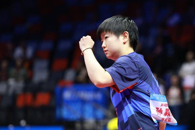 皇冠信用盘出租_巅峰对决皇冠信用盘出租！王曼昱4-2逆转孙颖莎 全运女单夺金成功卫冕