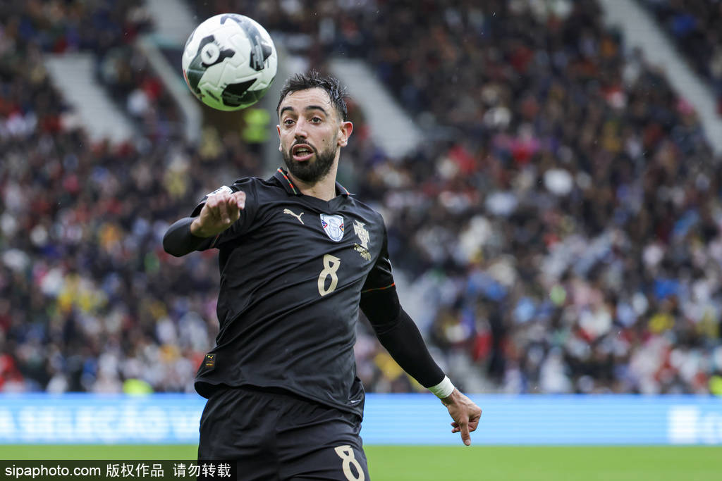 信用平台出租
_直通世界杯信用平台出租
！世预赛-C罗停赛B费戴帽 葡萄牙9-1亚美尼亚