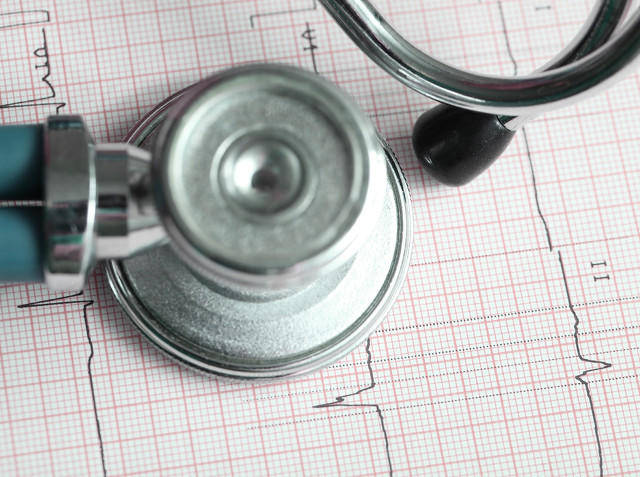 皇冠信用盘申请条件_男子与情人发生关系后当晚同居猝死皇冠信用盘申请条件，家属索赔37万！一审判情人补偿3万元抚慰金