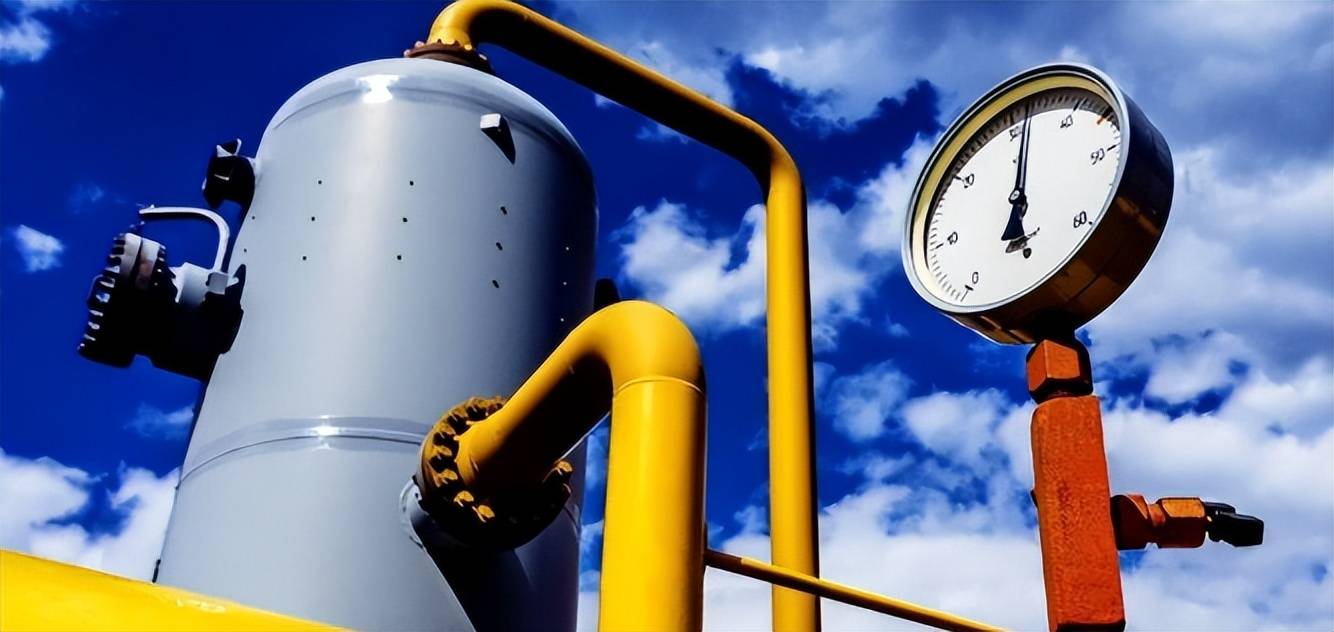 足球比赛外围买球网站_乌克兰 17 城爆发全国性示威足球比赛外围买球网站，抗议泽连斯基法案，北溪疑云叠加内部矛盾难收场？