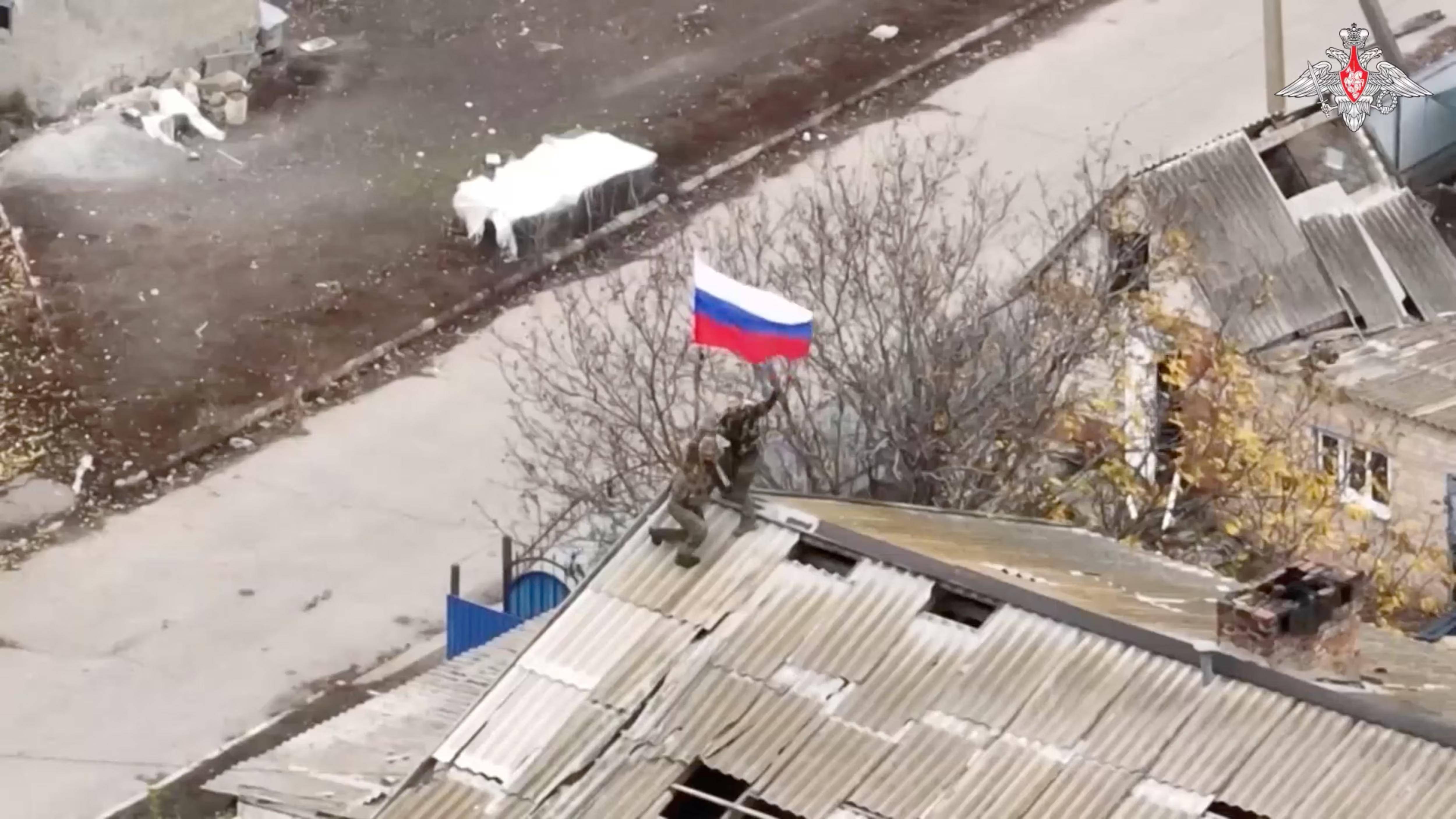 皇冠信用平台出租出售
_俄罗斯坦克大军强突乌克兰第七州皇冠信用平台出租出售
，美媒：乌军一个旅仅有30%官兵