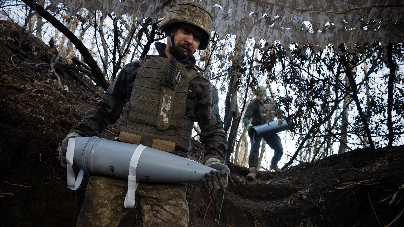 皇冠信用平台出租出售
_俄罗斯坦克大军强突乌克兰第七州皇冠信用平台出租出售
，美媒：乌军一个旅仅有30%官兵