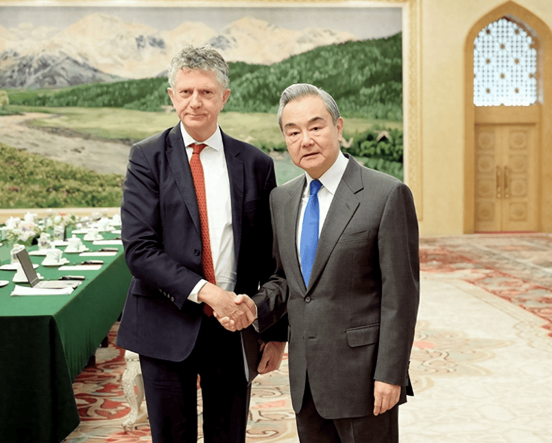 皇冠登3代理出租
_英法做出承诺皇冠登3代理出租
，五常罕见达成一致，障碍已扫除，对日本的清算要开始了！