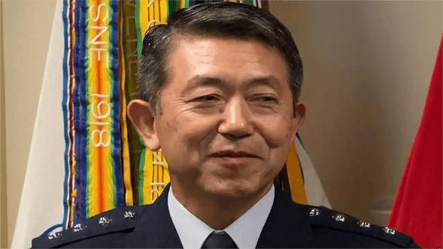 皇冠信用网哪里申请_中国发起雷霆反制！赶在高市早苗之前皇冠信用网哪里申请，被严厉制裁的日本人出现了