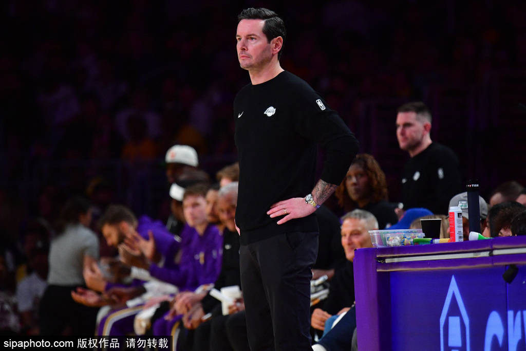 比利时甲组联赛A
_湖人遭重创!东契奇腿部挫伤退场比利时甲组联赛A
,四大主力缺阵引发危机