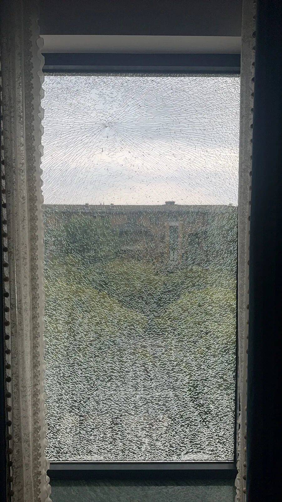 哥伦比亚乙组联赛_上海警方：一男子为图好玩哥伦比亚乙组联赛，多次严重威胁居民人身财产安全，已刑拘