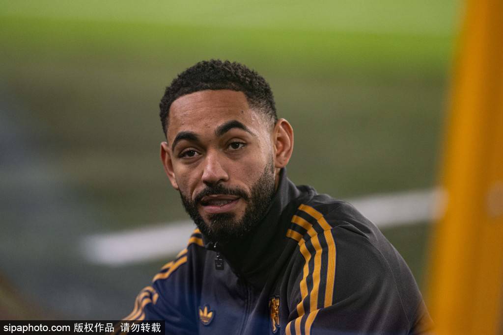 萨索洛vs那不勒斯_曼联换帅风波：阿莫林被解雇萨索洛vs那不勒斯，非洲杯上三将如何应对挑战？