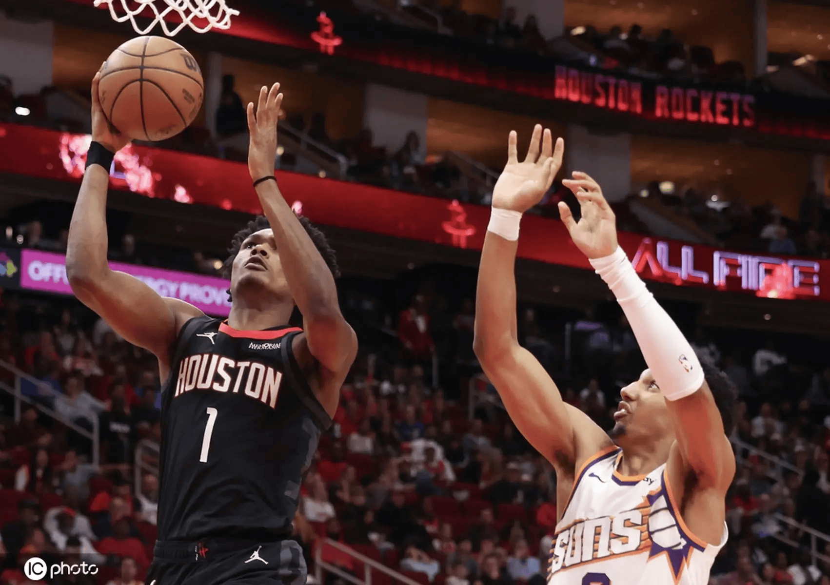 芬兰丙组联赛
_杜兰特26+10&三分绝杀布克27分 火箭赛季三杀太阳