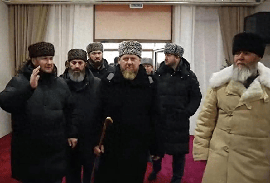 皇冠app_斩首或活捉！卡德罗夫就等普京一声令下皇冠app，乌军已最高戒备，基辅高官惶惶不安