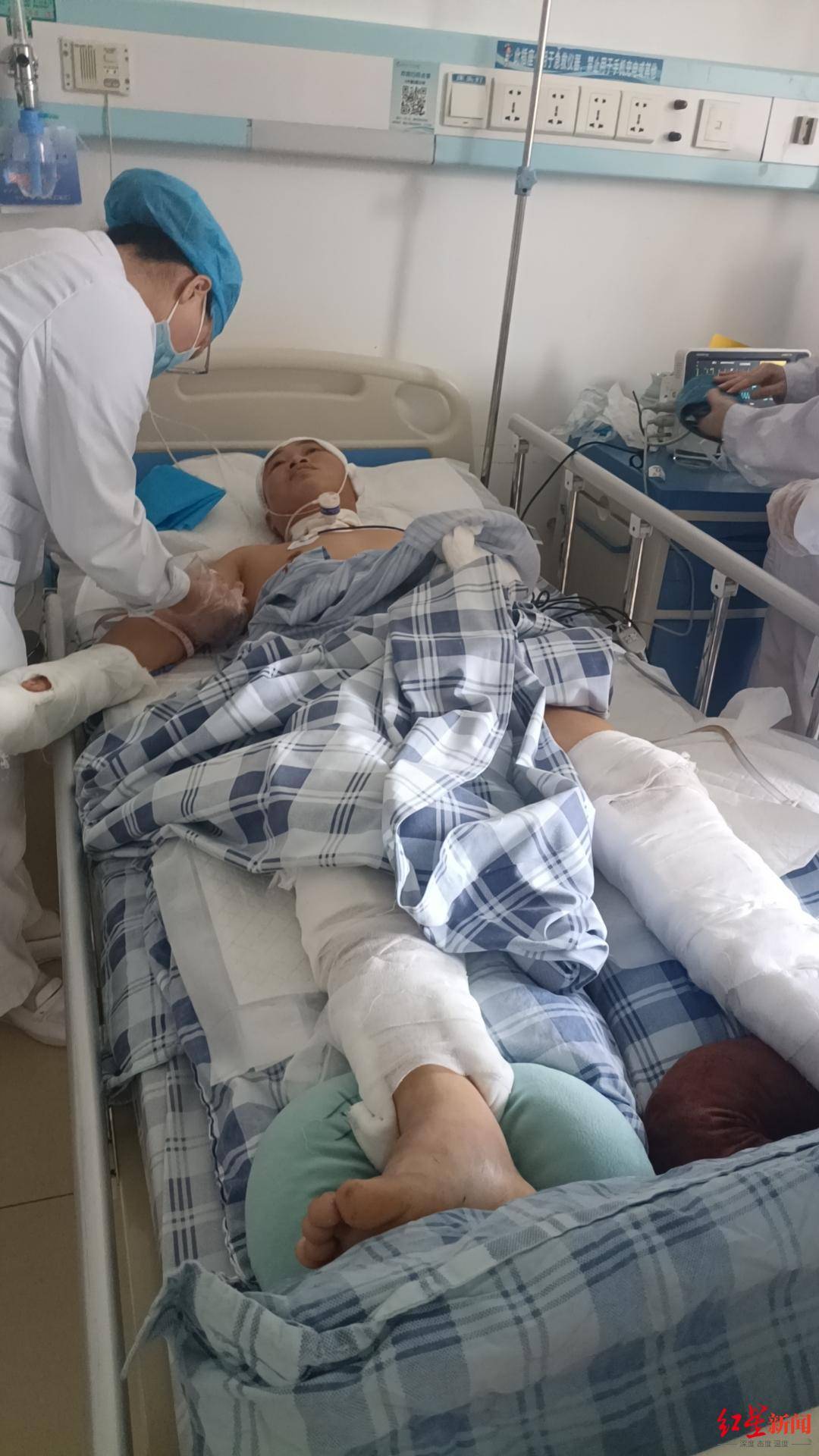 皇冠官网
_男子借宿同学家后持刀行凶致1死1重伤 第二次精神鉴定结果:具有限定刑事责任能力