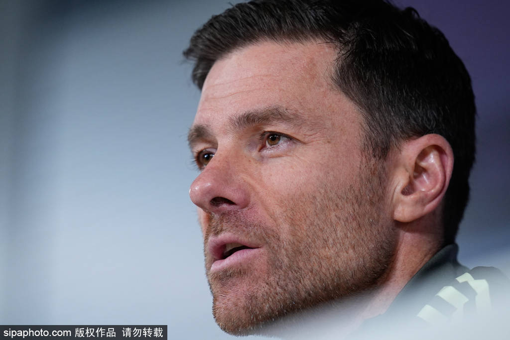 皇冠网址
_皇马决策风暴:阿隆索被解雇内幕皇冠网址
,20分钟会议揭示真相