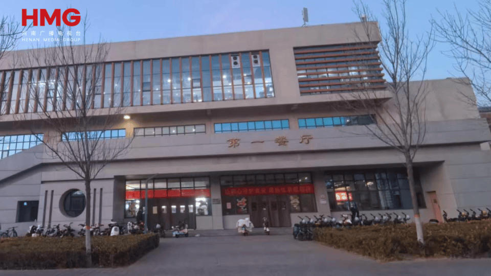 皇冠信用网庄家_生花生米黄曲霉毒素超标11倍皇冠信用网庄家,河南一高校食堂被市监局通报,学生无奈点外卖,离职员工:后勤公司代管食堂,人手不足;校方回应