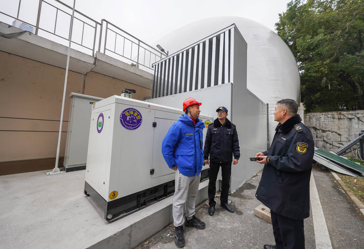 正版皇冠信用网代理_湖北首例！巨型“气球”罩住4000㎡施工工地正版皇冠信用网代理，扬尘和噪声通通“锁”在球内不扰民