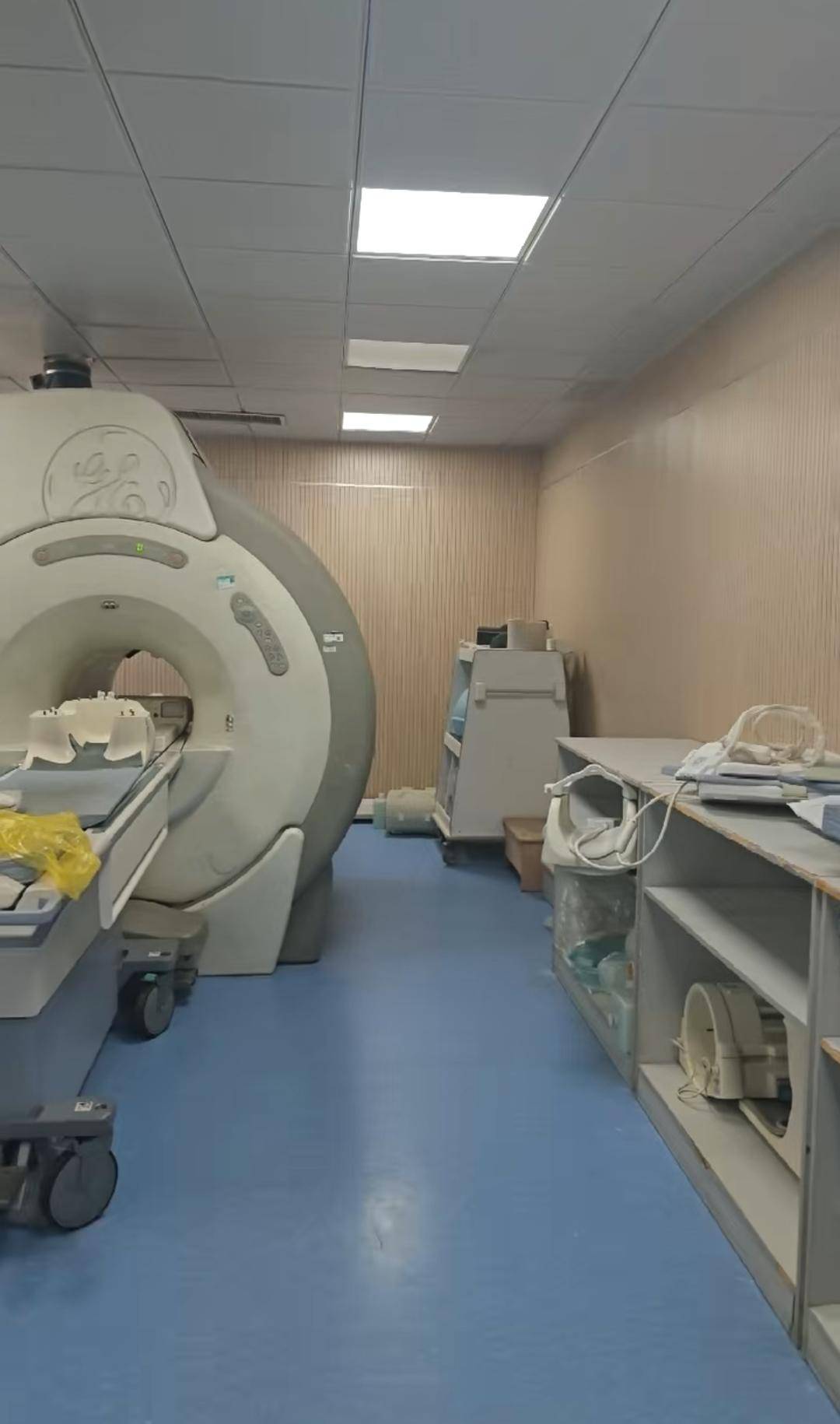 皇冠信用登2代理
_武汉男子做核磁被“绑”机器一整晚 涉事医生:交接失误皇冠信用登2代理
,已被停职