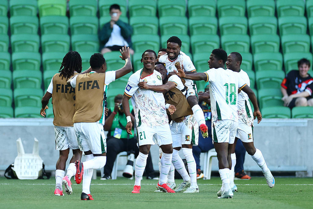 新2网址大全_FIFA系列赛-9分钟丢两球 国足全场仅1射正0-2不敌喀麦隆