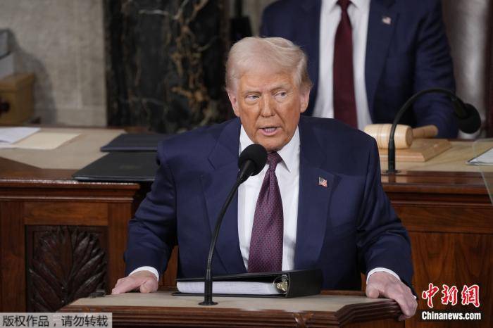 皇冠信用网登3代理_美军救出在伊朗跳伞的第二名飞行员后皇冠信用网登3代理，特朗普发文