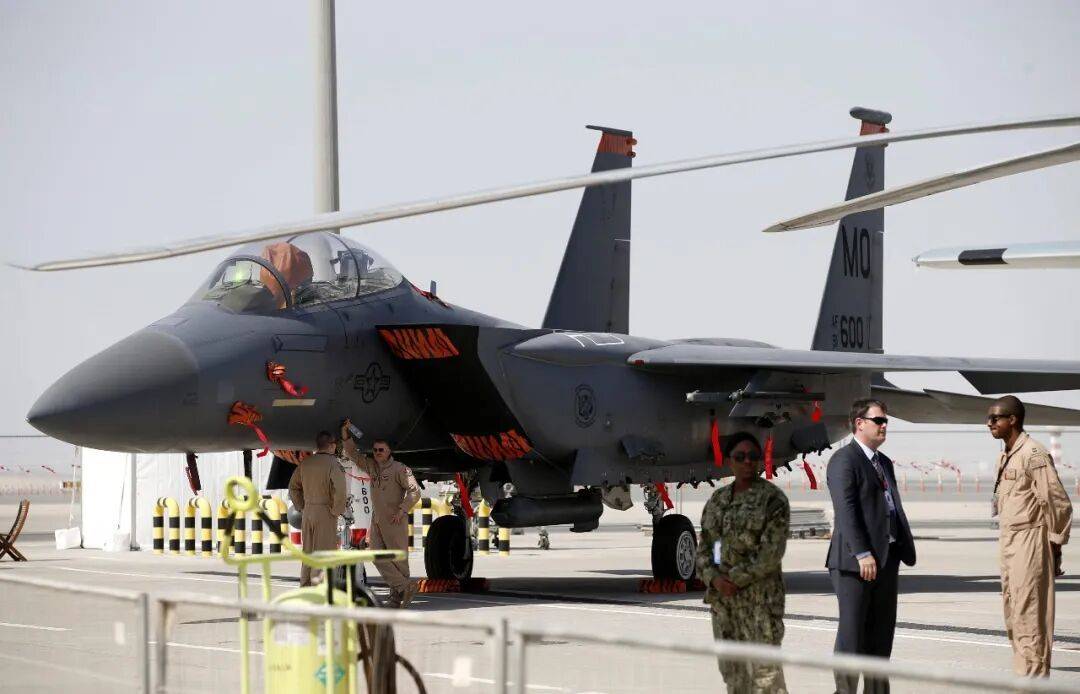 皇冠信用网会员开户申请_美军营救飞行员更多细节披露：在伊境内秘密修跑道皇冠信用网会员开户申请，特朗普放弃高尔夫看营救